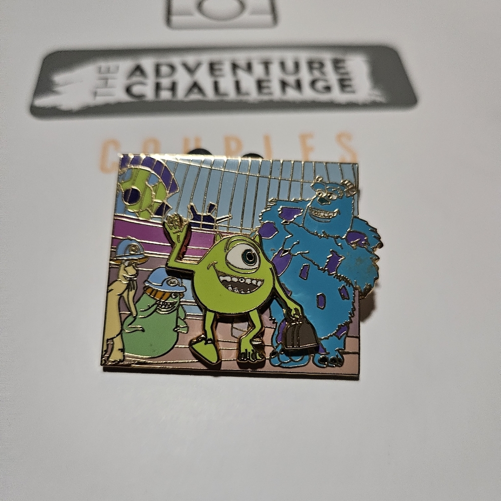 2005 Monsters Inc Disney Land Pin Collectable